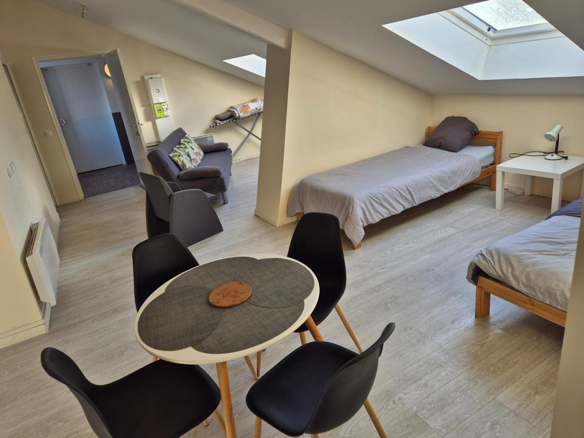 Epernay Capital De Champagne Apartment Room photo